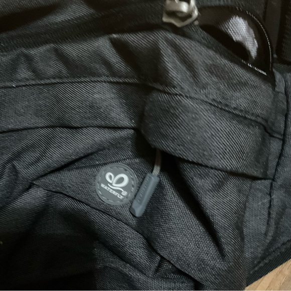 NWT Waterfly Classic Fanny Pack - Picture 2 of 4